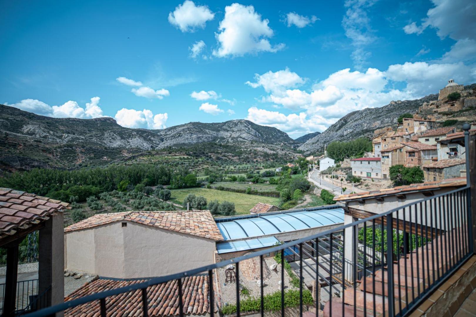 Hotel Spa Don Inigo De Aragon Las Cuevas de Cañart Exterior photo